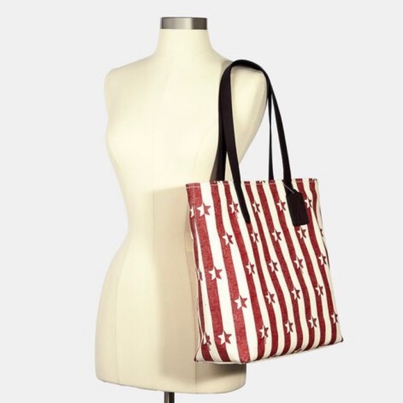 🌟 🆕 COACH TOTE WITH STRIPE STAR PRINT - Picture 11 of 11